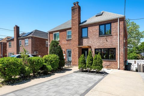 Single Family Residence in Bronx NY 1363 Kearney Avenue.jpg