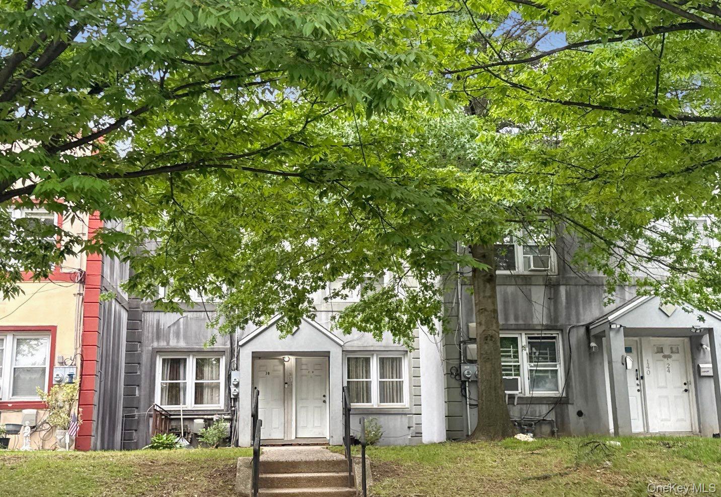 140 28 184th St, Springfield Gardens, NY 11413 photo