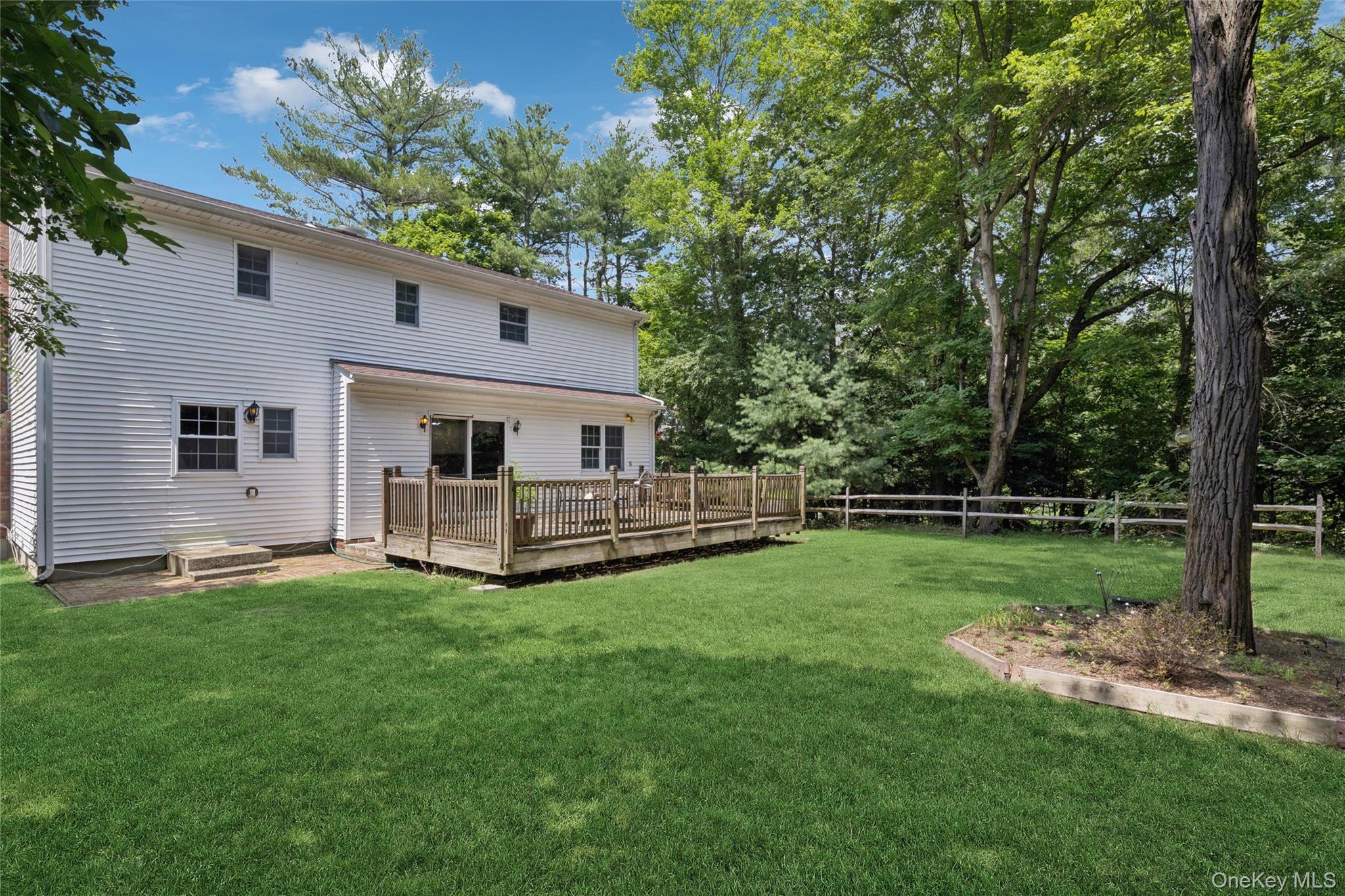 49 Town Ln, Huntington, NY 11743 photo