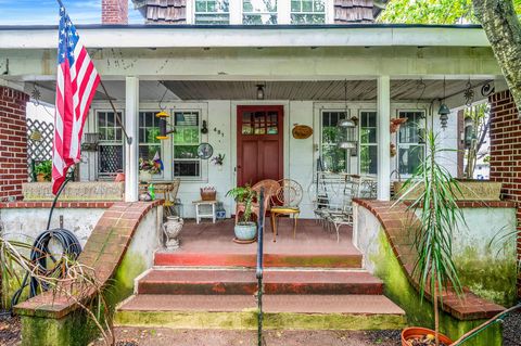Single Family Residence in Freeport NY 481 Archer Street.jpg