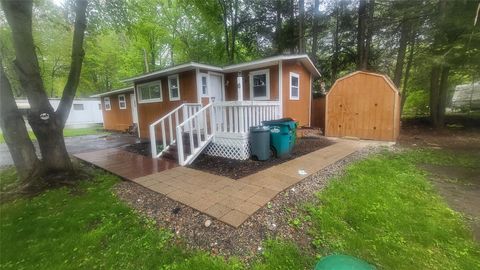 Mobile Home in Hyde Park NY 6 Blue Jay Lane Ln.jpg