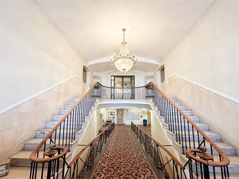 Condominium in Woodside NY 62-10 Woodside Avenue #311.jpg