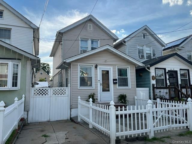 11522 124th St, South Ozone Park, NY 11420