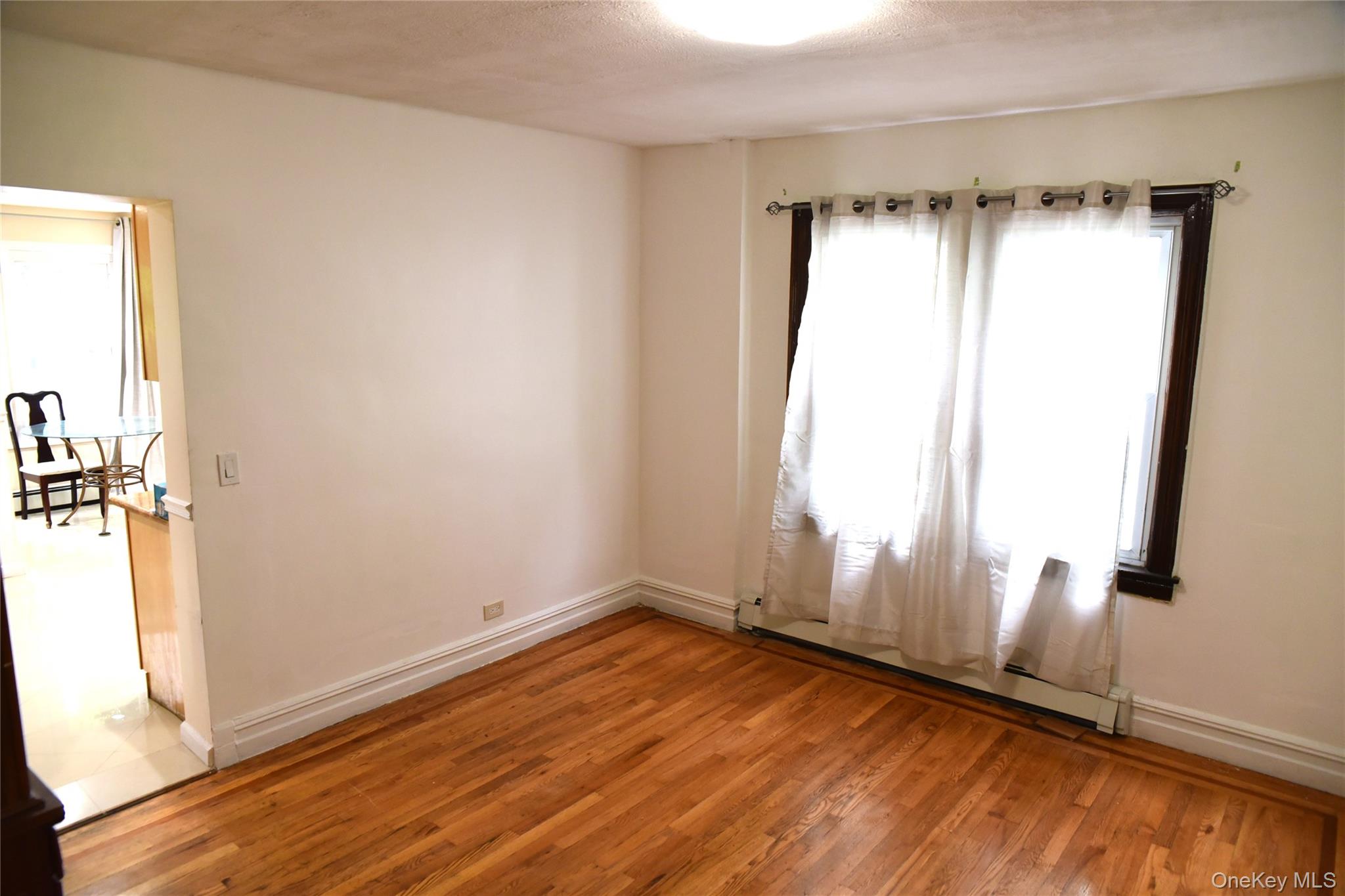 4126 Digney Ave, Bronx, NY 10466 photo
