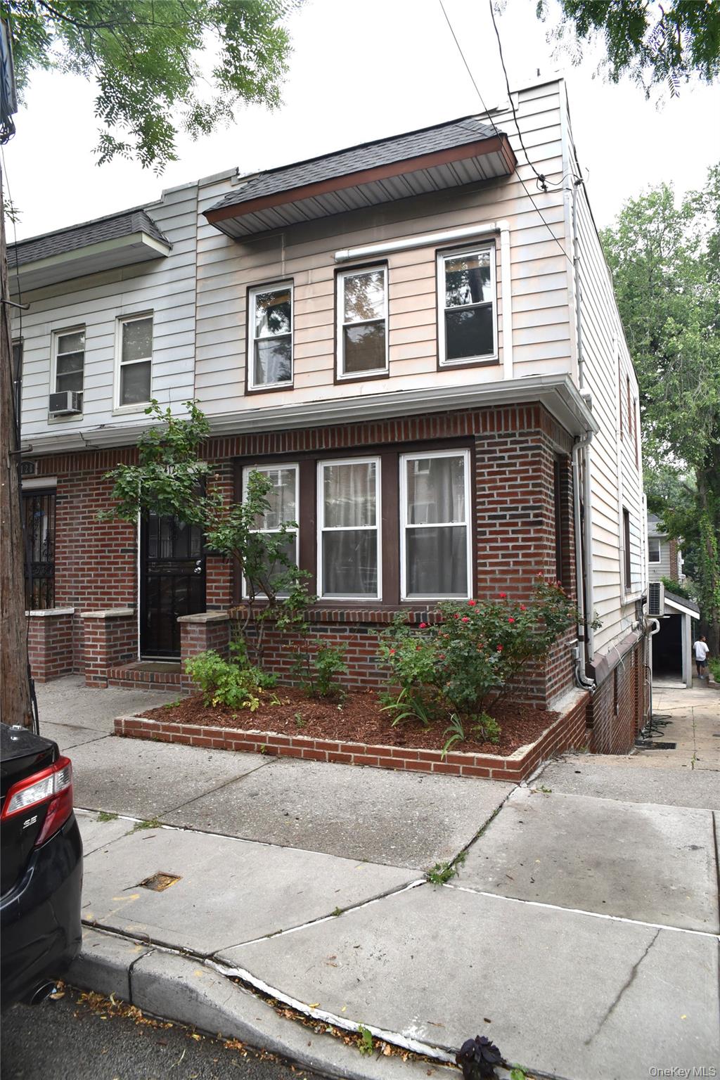 4126 Digney Ave, Bronx, NY 10466 photo