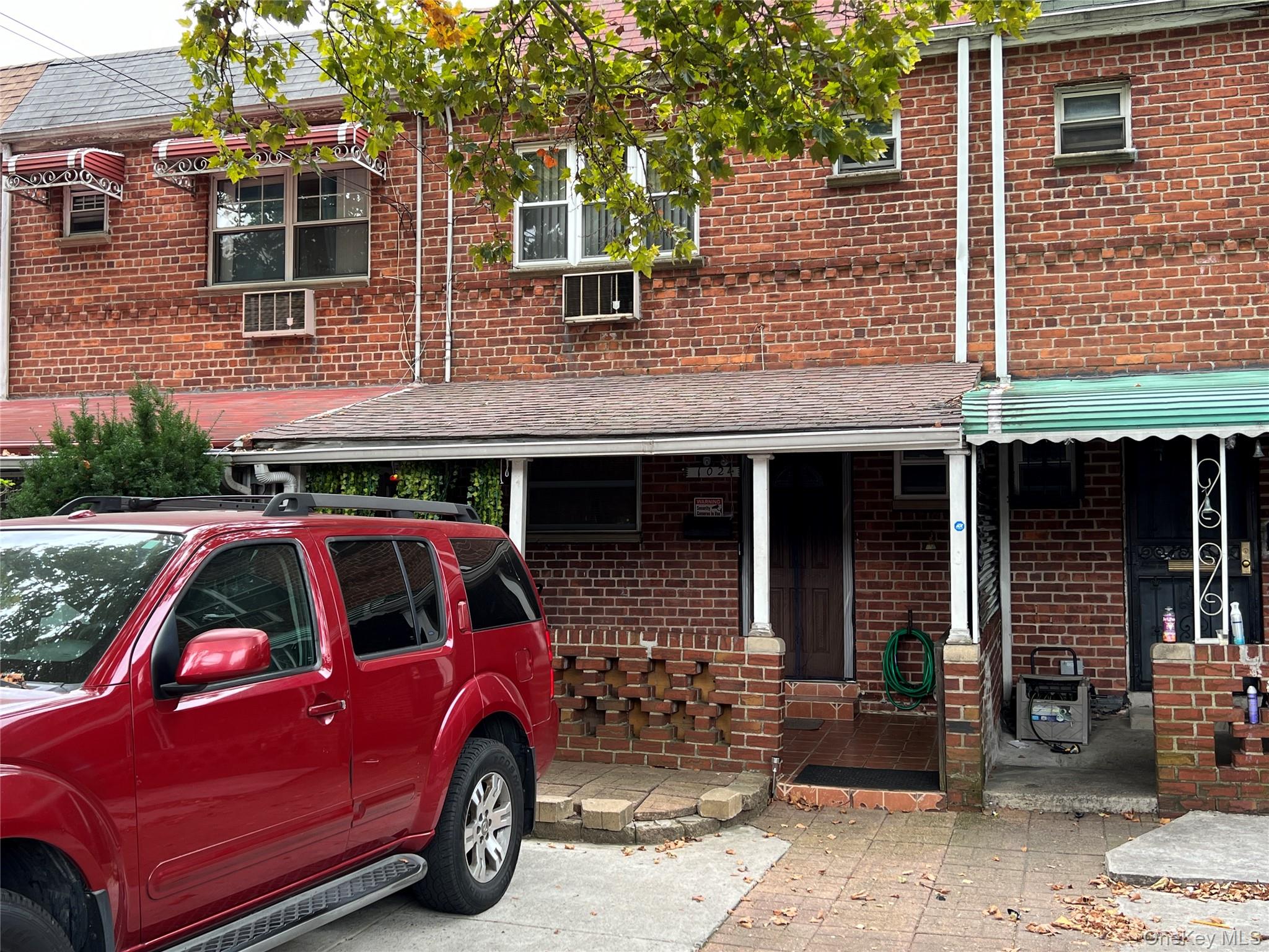 1024 Hendrix St, Brooklyn, NY 11207 photo