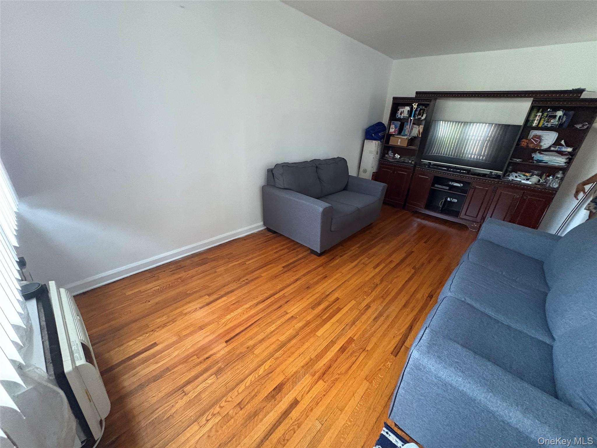 3485 Mickle Ave, Bronx, NY 10469 photo