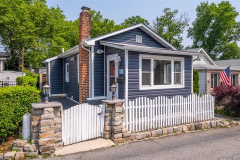 Stock Cooperative in Bronx NY 6 Beech Place #6.jpg