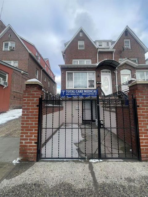 Mixed Use in Jackson Heights NY 37-15 88th Street.jpg