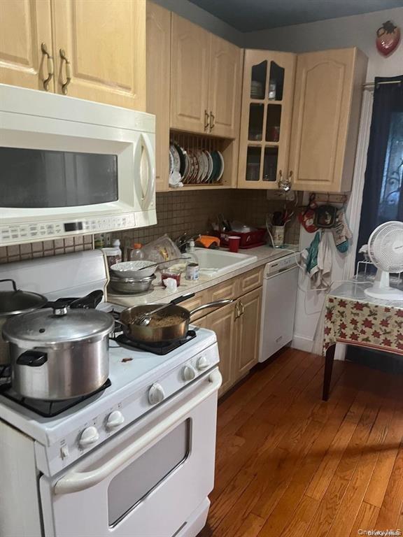 10323 126th St, Richmond Hill, NY 11419 photo