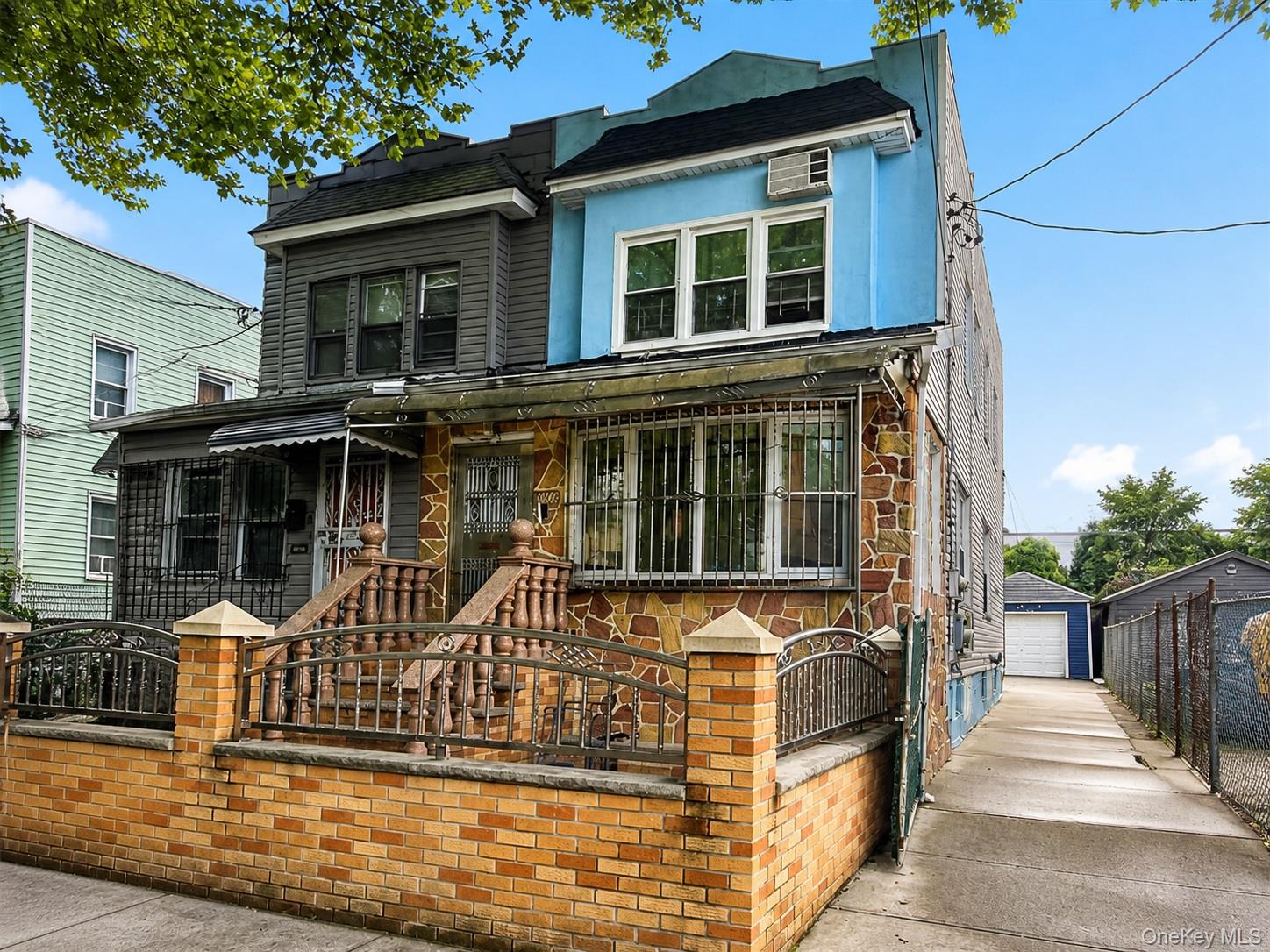 10323 126th St, Richmond Hill, NY 11419