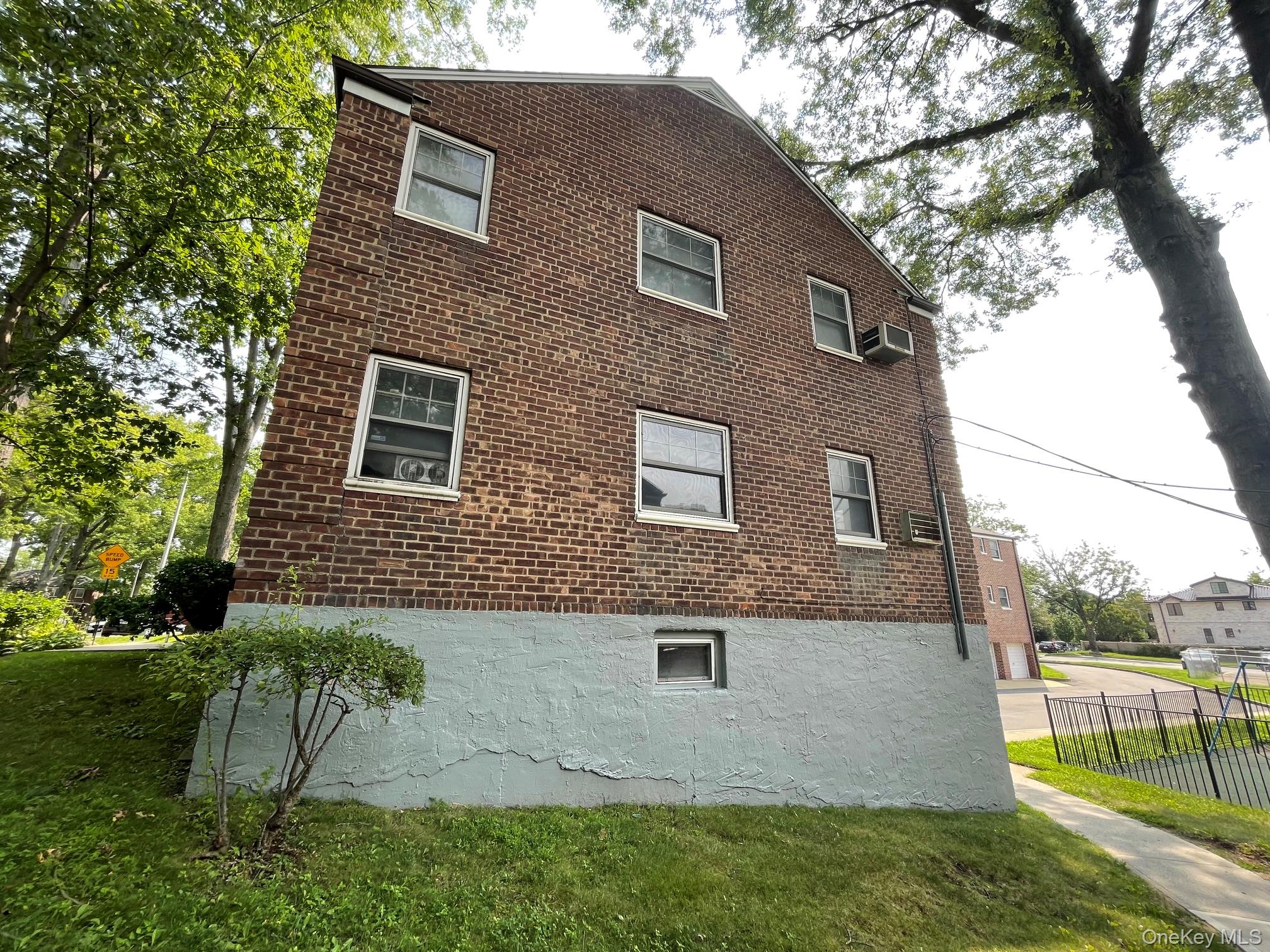 252 14 63rd Ave #1337, Little Neck, NY 11362 photo