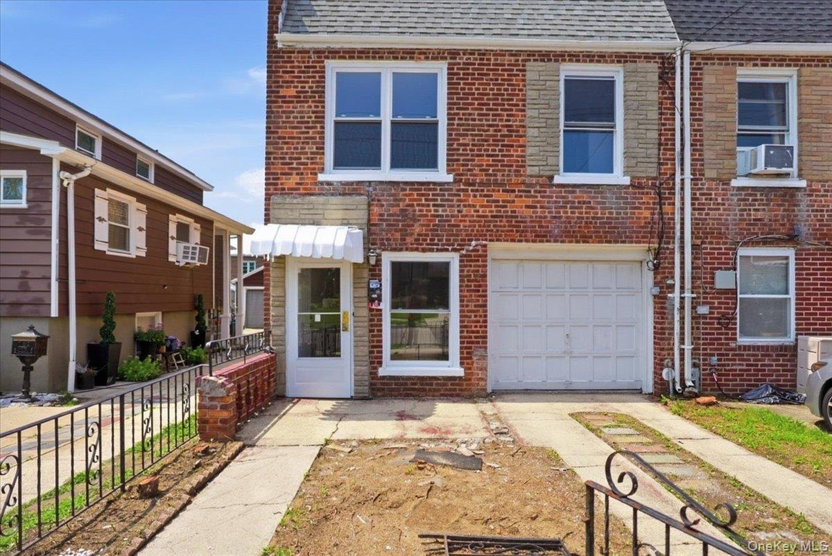 13534 117th St, South Ozone Park, NY 11420