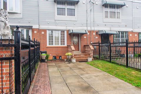Single Family Residence in Brooklyn NY 659 Snediker Avenue.jpg