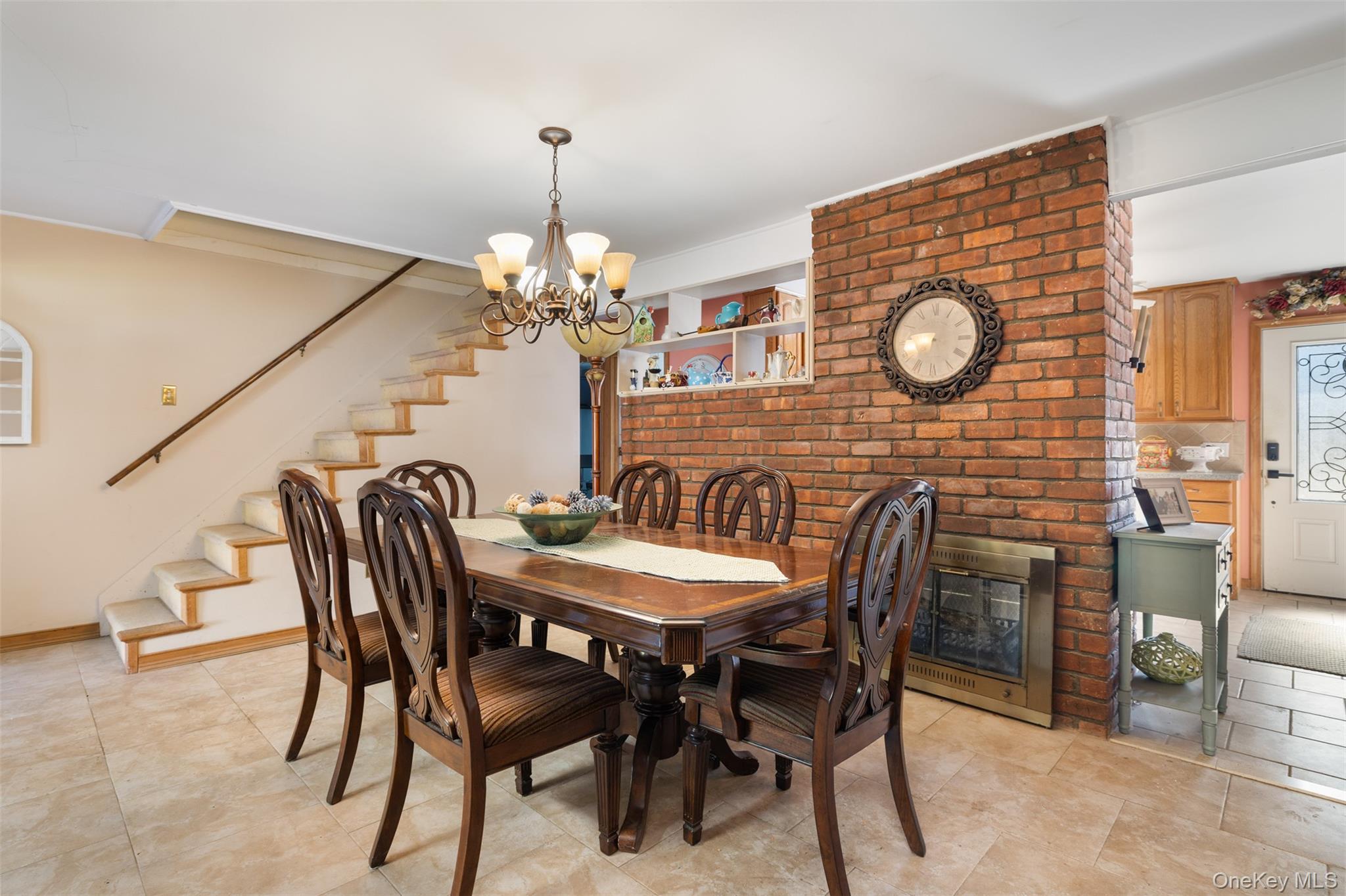 141 Horn Ln, Levittown, NY 11756 photo