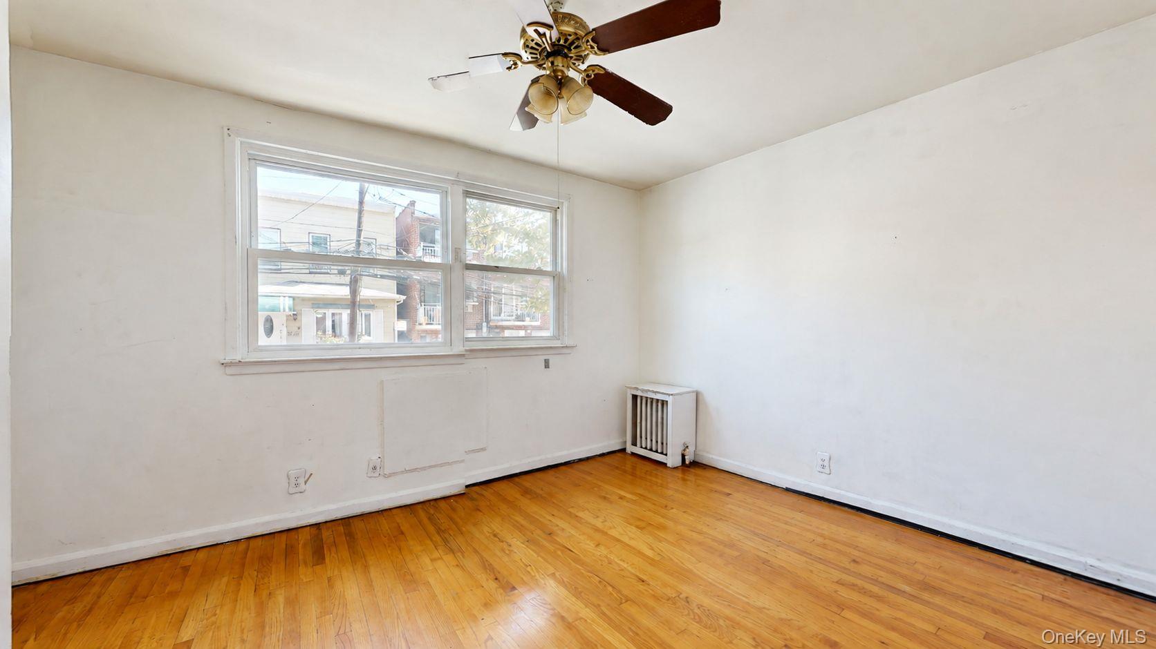 5722 Waldron St, Corona, NY 11368 photo