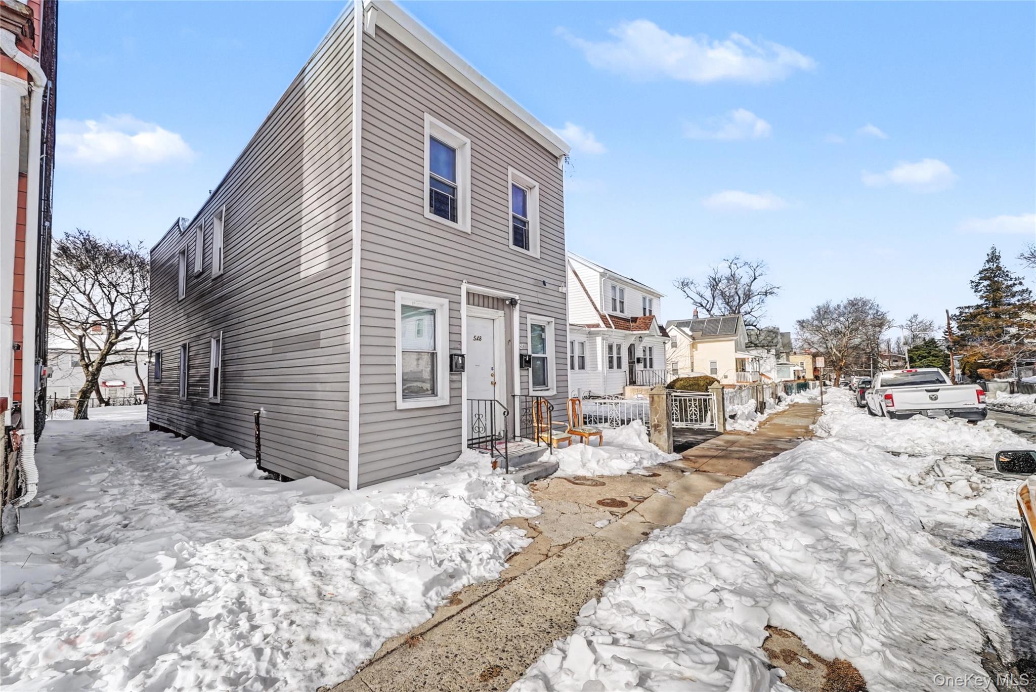 548 S 8th Ave, Mount Vernon, NY 10550 photo