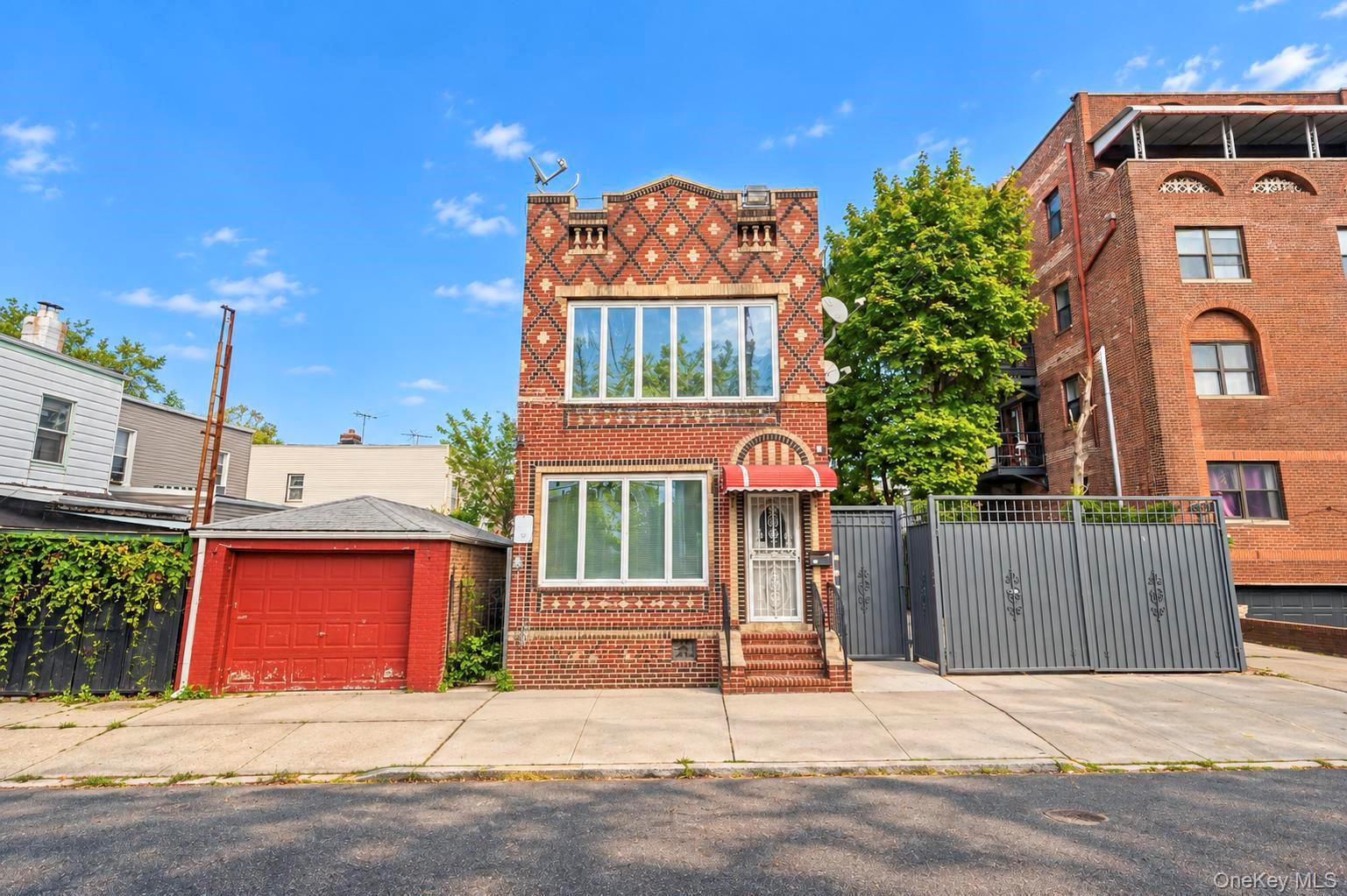 103 11 90th St, Ozone Park, NY 11417 photo
