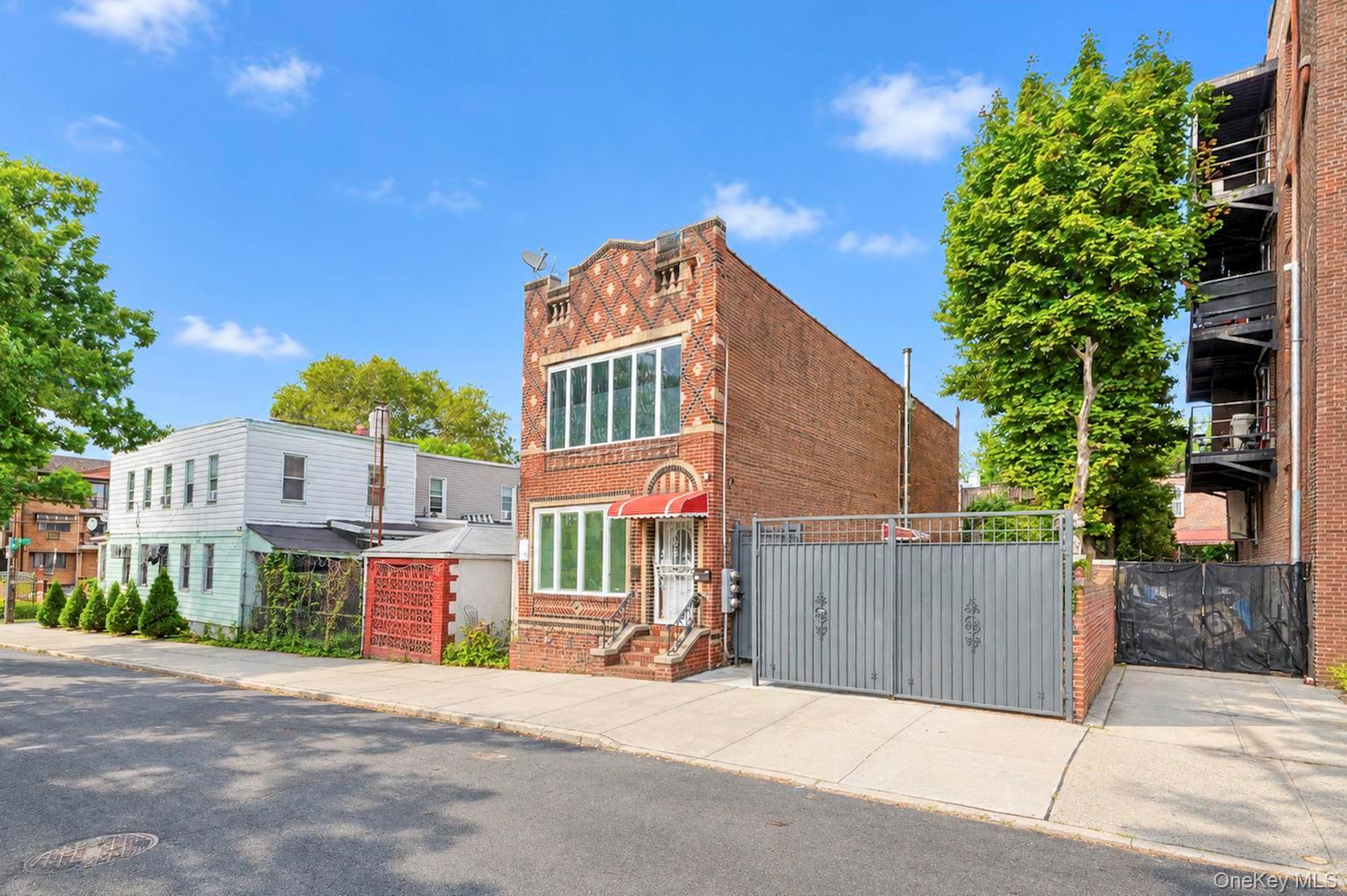 103 11 90th St, Ozone Park, NY 11417 photo