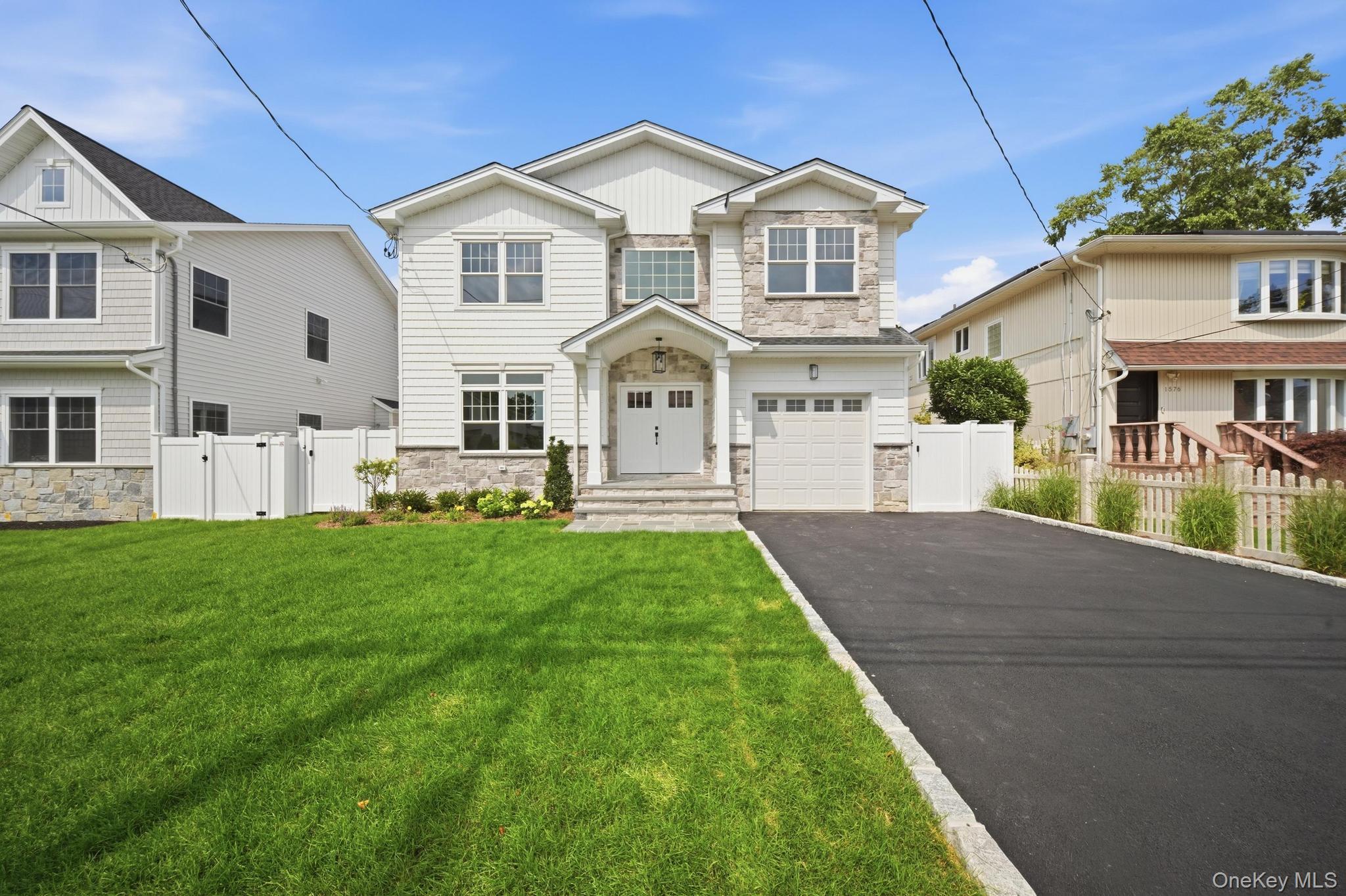 1586 Maeder Ave, Merrick, NY 11566
