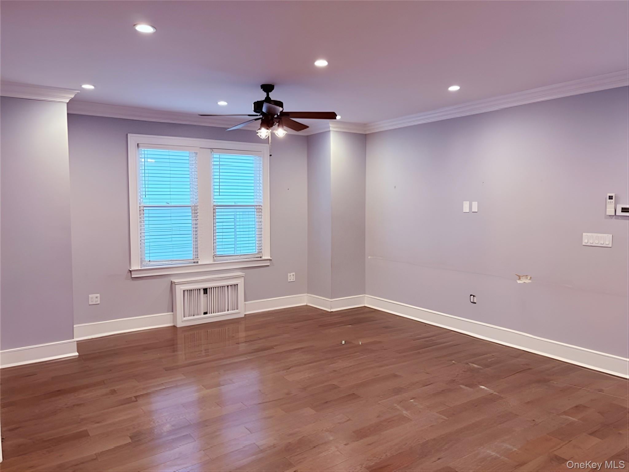 435 Beach 124 St, Rockaway Park, NY 11694 photo