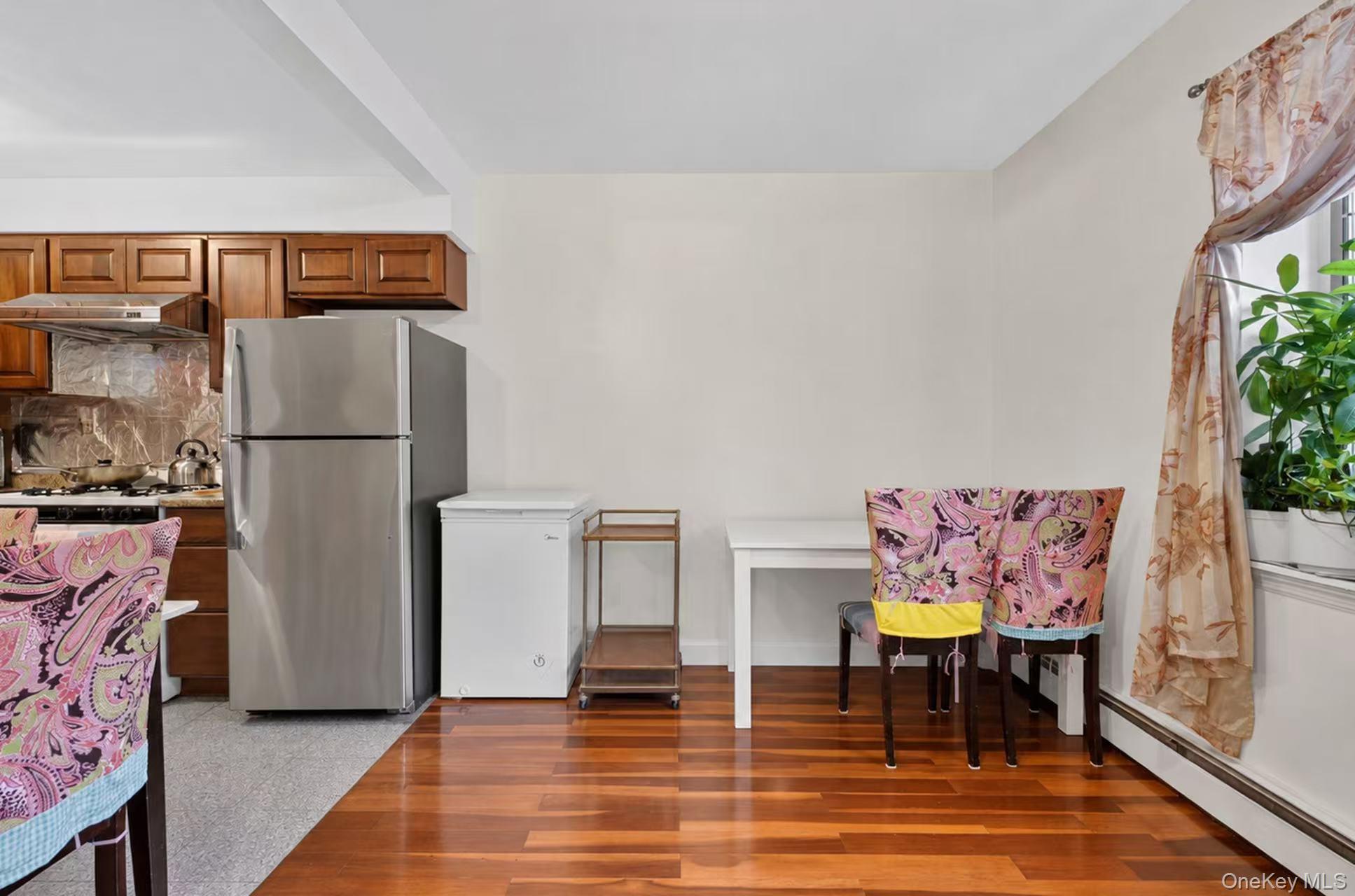 10005 37th Ave #1 B, Corona, NY 11368 photo