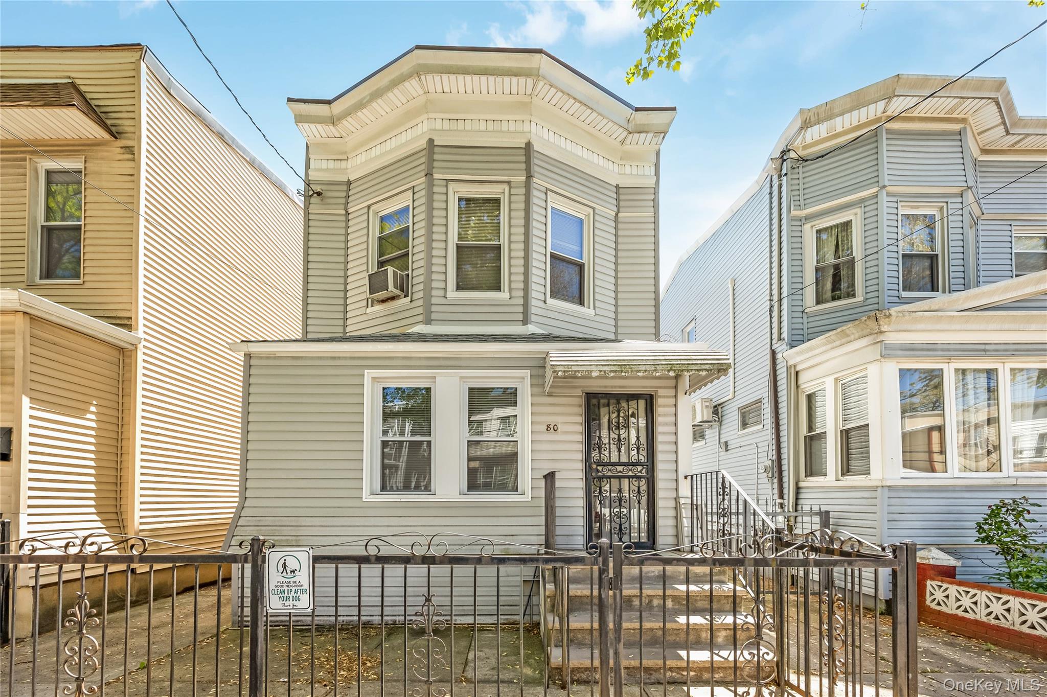 8050 88th Rd, Woodhaven, NY 11421