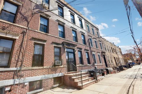 Multi Family in Astoria NY 30-67 42nd Street.jpg