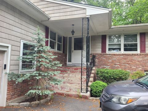 Single Family Residence in West Hempstead NY 283 Maple Street.jpg