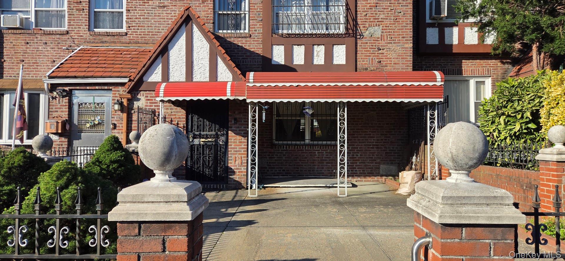 8834 Francis Lewis Blvd, Jamaica, NY 11427