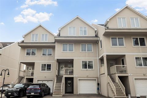 Duplex in Bronx NY 114 Outlook Avenue.jpg