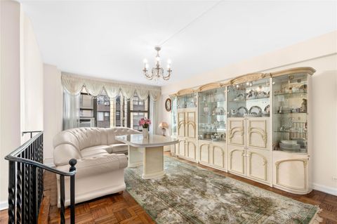 Stock Cooperative in Rego Park NY 98-34 63 Drive #7D.jpg