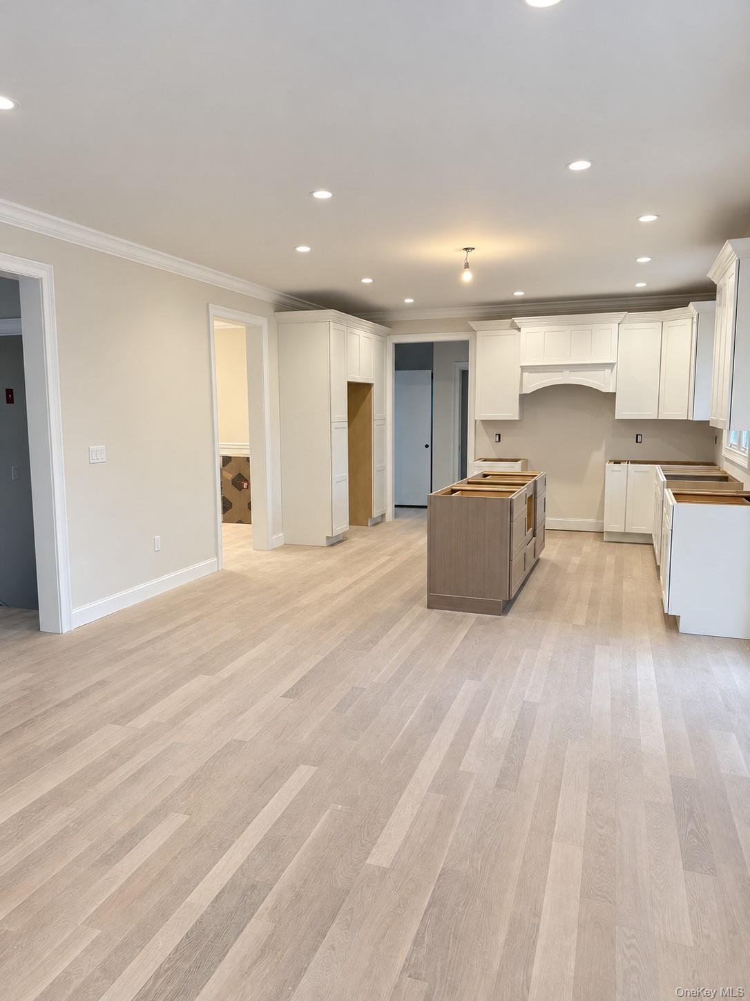 215 Boston Ave, Massapequa, NY 11758 photo