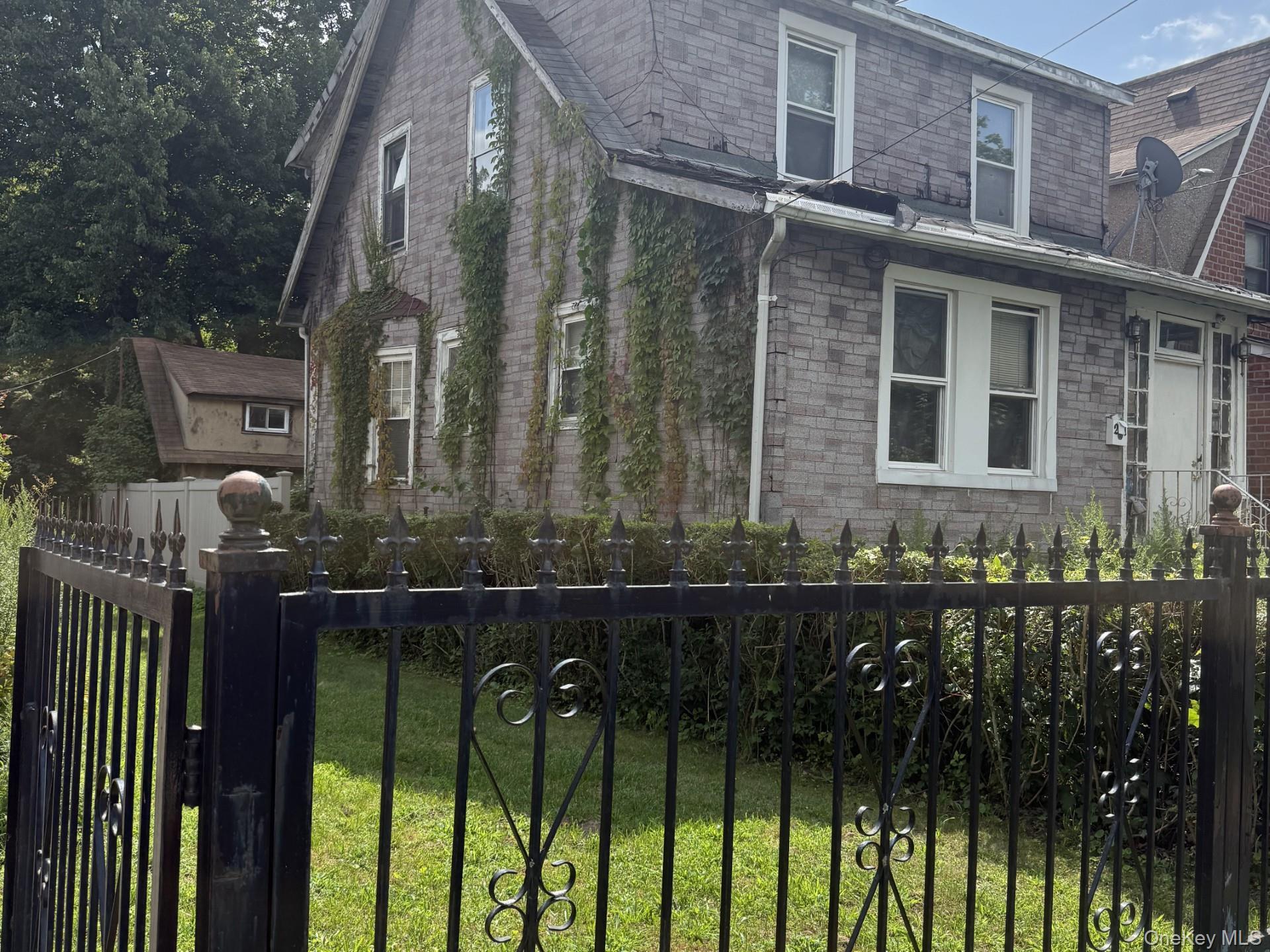 21 Johnson St, Mount Vernon, NY 10550 photo