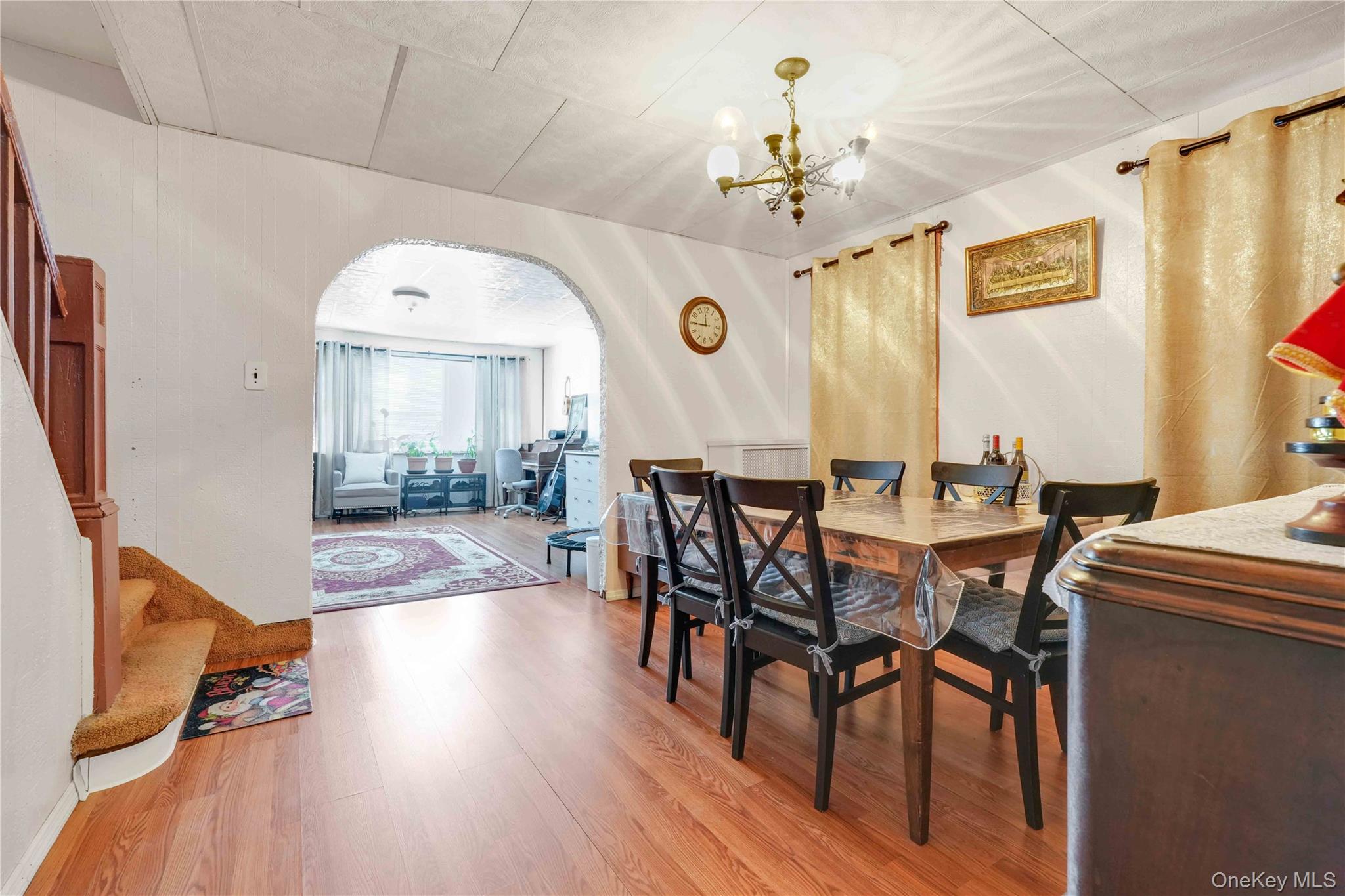 8060 162nd St, Jamaica, NY 11432 photo