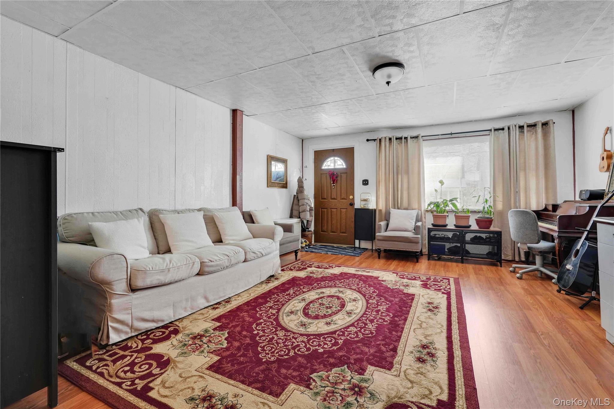 8060 162nd St, Jamaica, NY 11432 photo