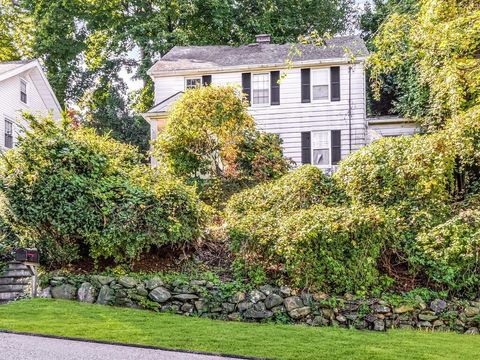 Single Family Residence in Ardsley NY 28 Lincoln Avenue.jpg