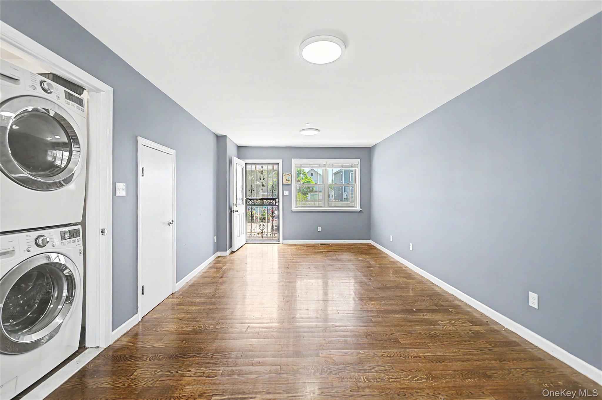 10205 Davenport Ct, Howard Beach, NY 11414 photo