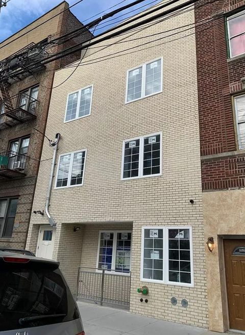 Quadruplex in Corona NY 3728 104th Street.jpg