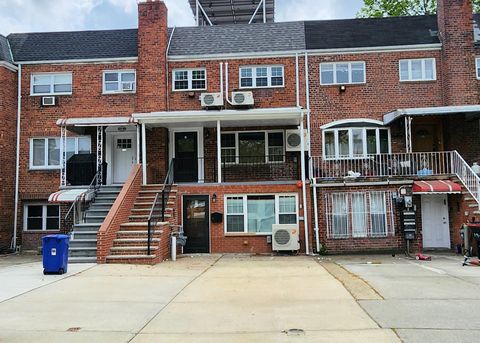Duplex in Flushing NY 14748 76th Road.jpg