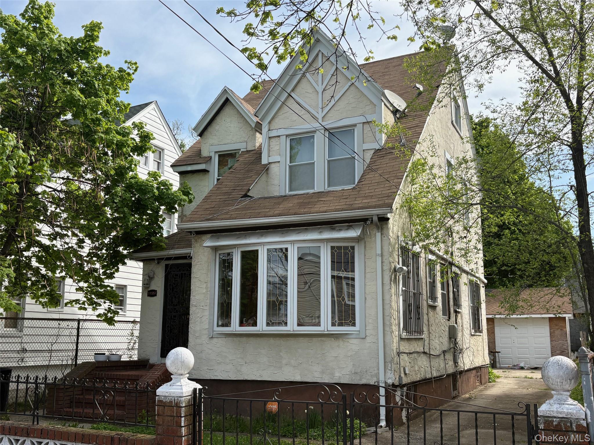 115 57 196th St, Saint Albans, NY 11412 photo