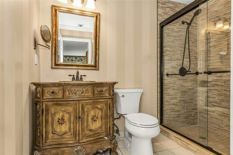 Condominium in Melville NY 1000 N Madeira Boulevard 16.jpg