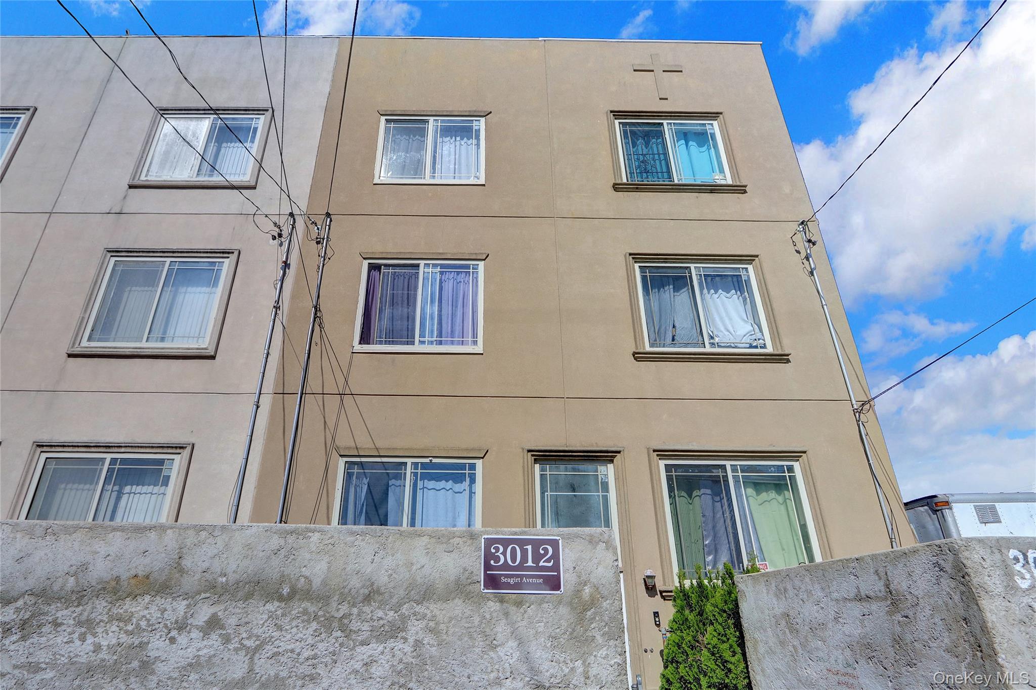 3012 Seagirt Ave, Far Rockaway, NY 11691 photo