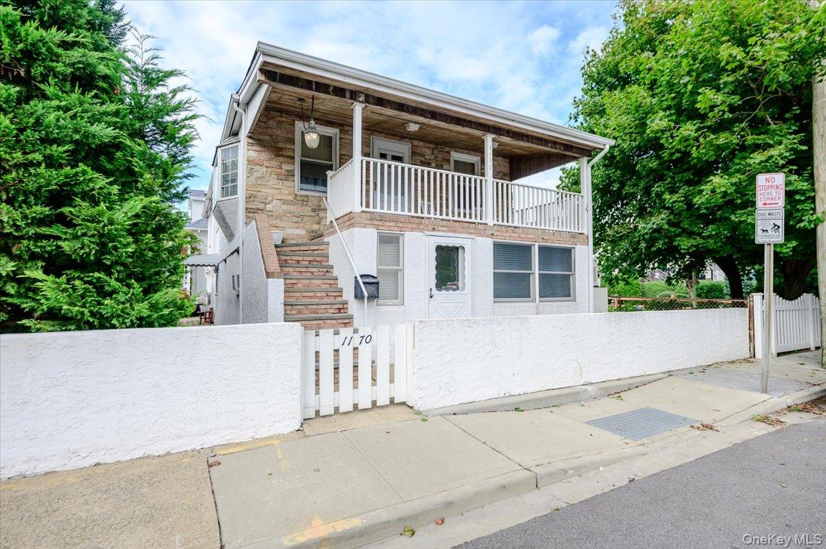1170 Park St, East Atlantic Beach, NY 11561