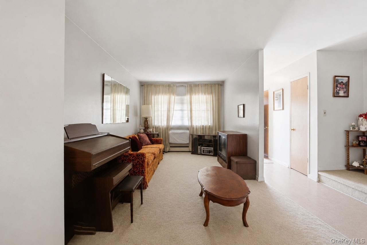 1056 Swinton Ave, Bronx, NY 10465 photo