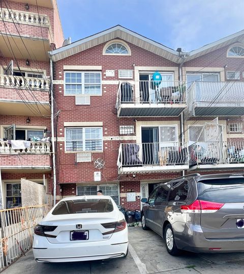 Triplex in Corona NY 10214 35th Avenue.jpg