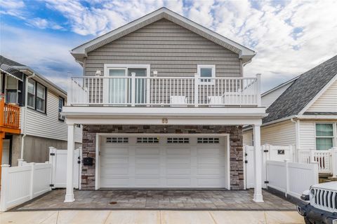 Single Family Residence in Long Beach NY 88 Oregon Street.jpg
