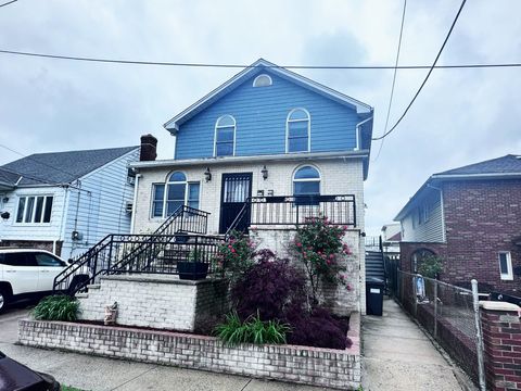 Duplex in Howard Beach NY 16140 98th Street.jpg