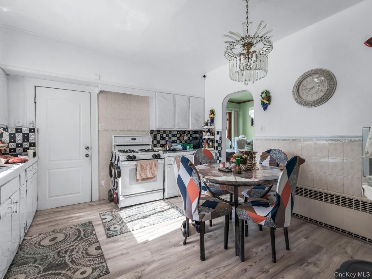 2721 Coldspring Rd, Far Rockaway, NY 11691 photo