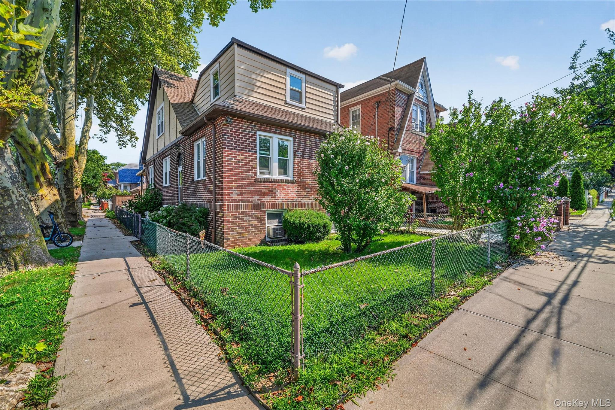 2400 Morgan Ave, Bronx, NY 10469